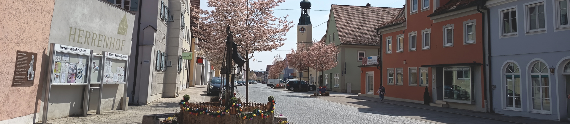 Header Rathaus und Osterbrunnen 2025